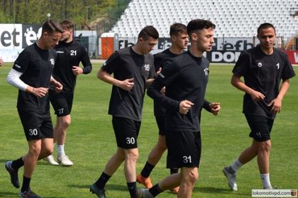 Куп юноши в групата на Локо за мача с Дунав!