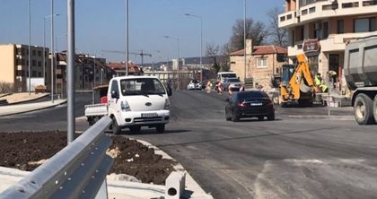 България има ново архитектурно чудо! Целият град коментира: В Пиза си имат наклонена кула, във Варна – наклонено кръгово!