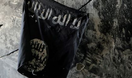 Французи и алжирци се вливат в ИД в Афганистан