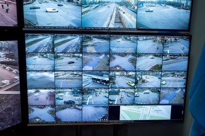 Полицейските камери в София засичат по една издирвана кола на ден