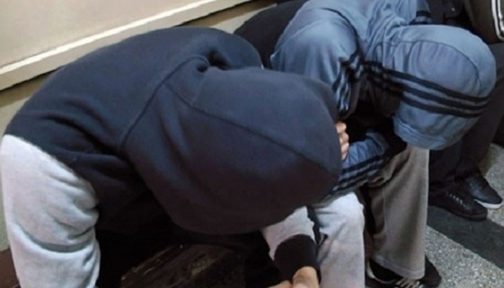 Тийнейджъри обраха къща в Сеново