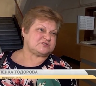 Ученици от Сливен подариха почивка на чистачка в училището