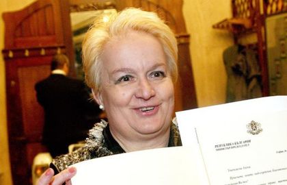 Скандално! Астроложката на bTV скубе по 4 бона за хороскоп