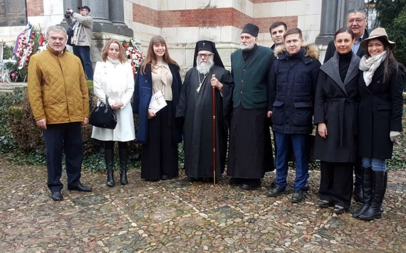 Представители на ръководството на ПП АБВ сведоха глави пред подвига на загиналите за Освобождението на Плевен