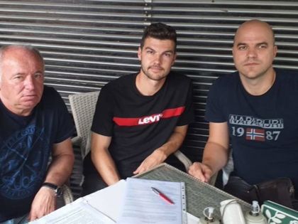Локо с двама представители на жребия във Виена!
