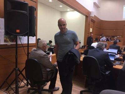 Гледахте НА ЖИВО: Нито един съветник не подкрепи Локо Пд в искането им за дарение от страна на Общината!