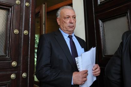 Лазаров: Искаме оставката на ВСС заради скандалите