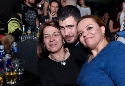 Катя Лерца купонясва здраво преди да се яви в съда