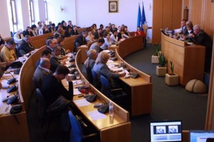 13 мераклии за поста на архитект Петър Диков