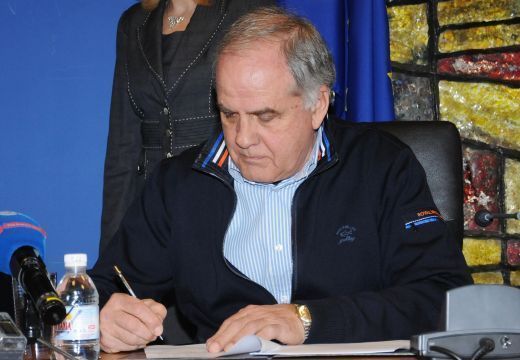Шефовете на волейбола се крият от съда (ДОКУМЕНТ)