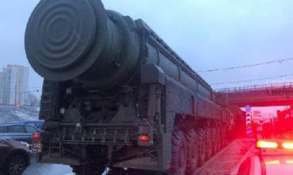 Трафик в Москва: Хиляди коли и... балистични ракети