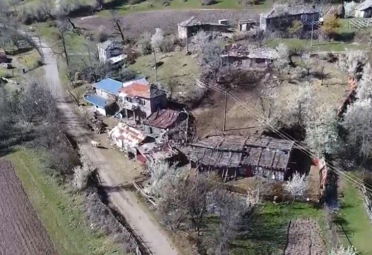 Уникално ВИДЕО от родопско село, където времето се опитва да спре