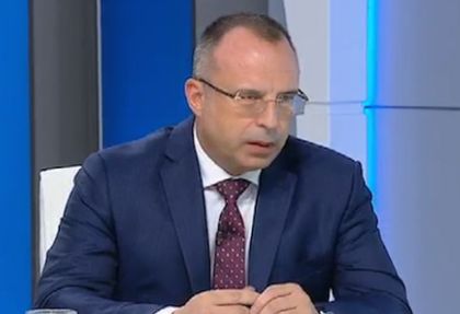 ОБЕЩАНО! Ето как ще води войната срещу двойния стандарт в храните у нас и в Западна Европа