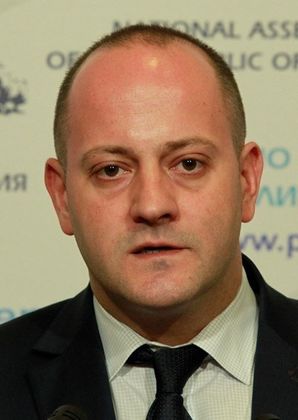 Дясното се разпада, но кавгите продължават: Радан Кънев саботирал регистрацията на Реформаторския блок