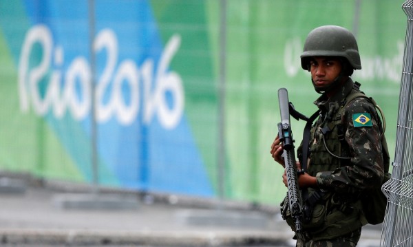 Дни преди Олимпиадата: Разбиха клетка на ИД в Бразилия