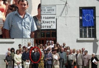 Обрат: Директорът, обвинен от 12-годишна, че я тормози сексуално, се извинил на бащата