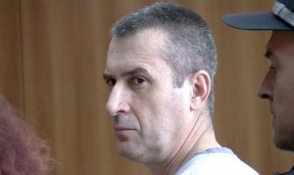 Обвиняват сина на полицая Караджов в незаконно боравене с пистолет?