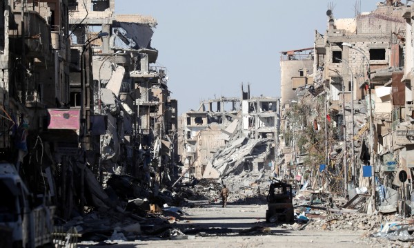 Нови проблеми за САЩ след разгрома на главорезите от ИД в Ракка