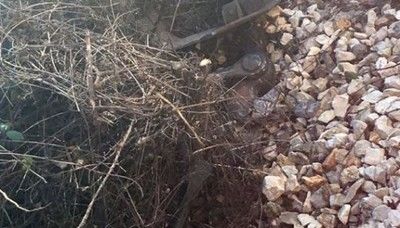 Скъсан теглич за малко не преобърна пътнически влак в дере