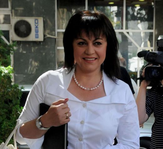И Корнелия Нинова скочи на президента, бил неадекватен