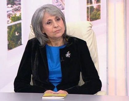 Маргарита Попова поднесе цветя пред паметника на Алеко Константинов в Чикаго