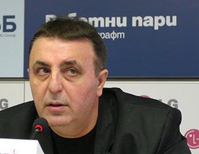 Почина Николай Йонков