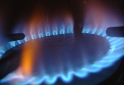 Решават днес ще поскъпне ли газът от 1 септември