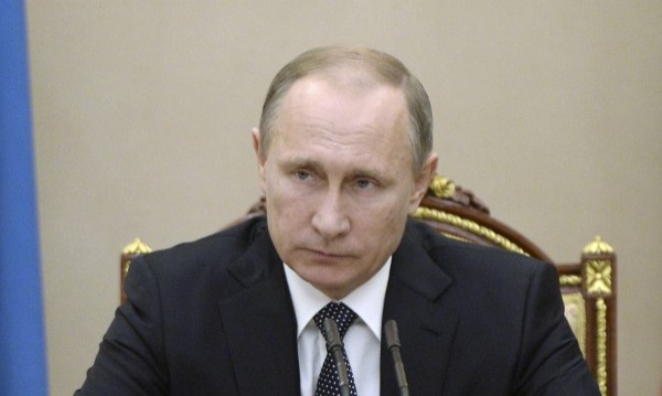 Путин с новогодишни послания до западните лидери