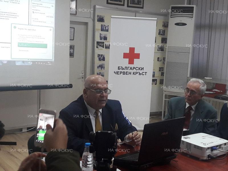 Петко Асенов, Световна ромска организация: Ще предложим на правителството програма за ромските махали, която трябва да се приеме спешно