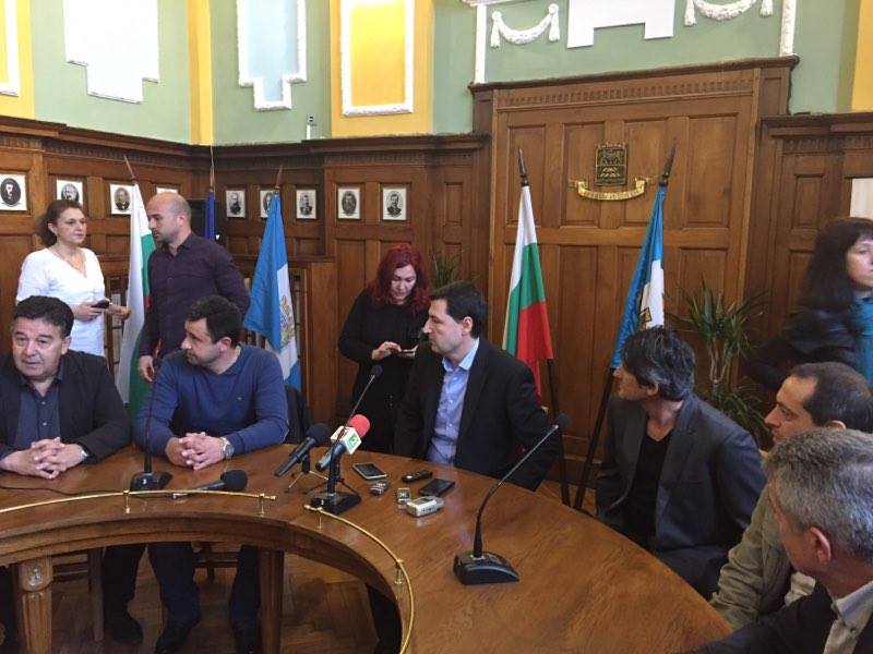 Гледайте видео от общата пресконференция на Ботев и Локомотив преди Битката за Пловдив