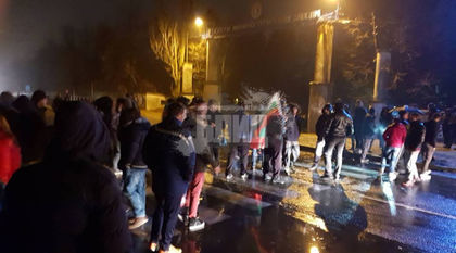 Протестите продължават и днес
