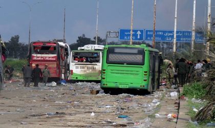 Жертвите на атентата край Алепо вече са 126