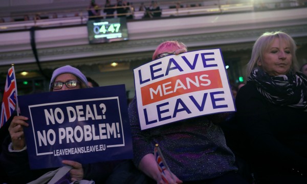 Визи, книжки... Нови документи за пътуване заради Brexit