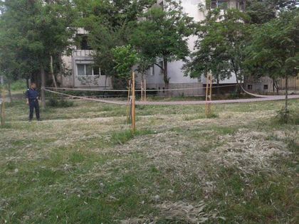 Свидетел на стрелбата в Тракия: Мъжът среляше, децата крещяха, а кучетата кървяха!