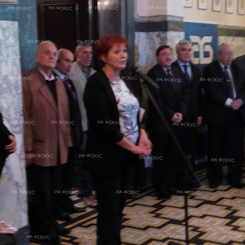 Юлия Цинзова, Столична библиотека: Книгата „Христо Ботев: До моето първо либе” разкрива вдъхновителната сила на жените в живота на поета – одухотворени, интелигентни и силни