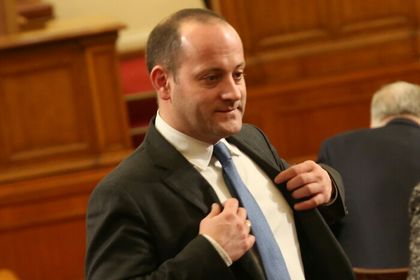 От последните минути: Лидерът на ДСБ Радан Кънев хвърли оставка!