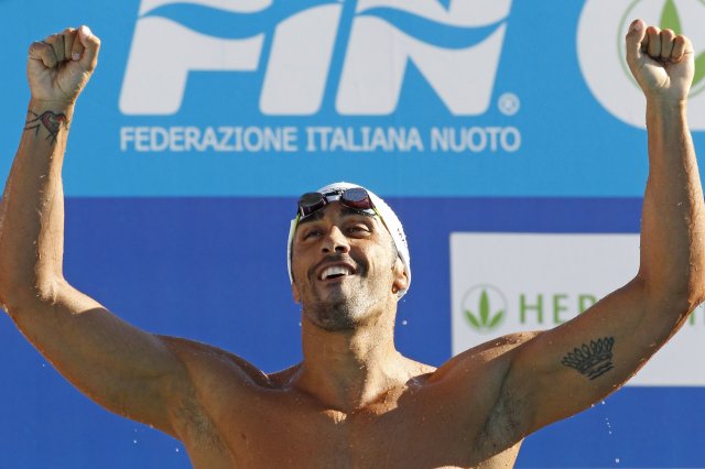 Олимпийски шампион в плуването спаси мъж от удавяне