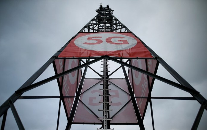 Въпреки САЩ, Германия е готова да работи с Huawei върху създаването на 5G мрежи