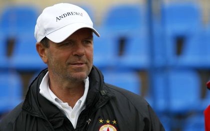 Стойчо Младенов напуска Египет?