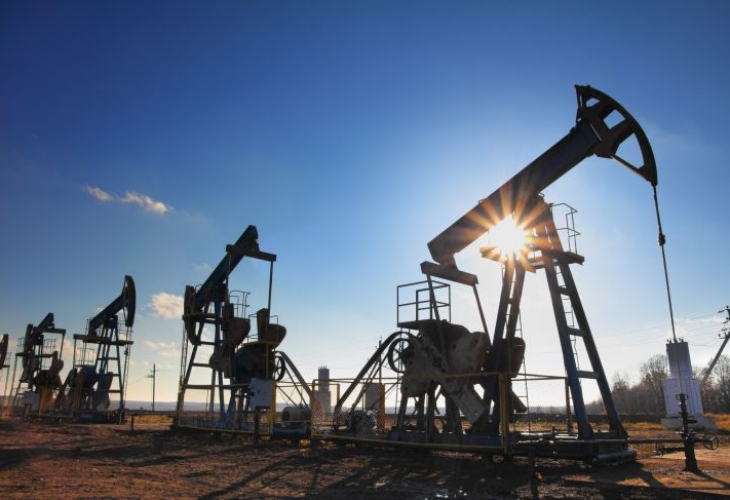 Най-големият производител на петрол в Африка страда от липса на бензин
