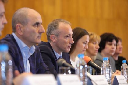 Министър Красимир Вълчев: Разговорът за образование е най-важен, защото е за бъдещето на нашите деца