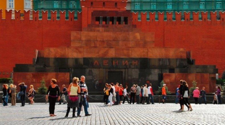 Москва печели от мавзолея, ние го сринахме