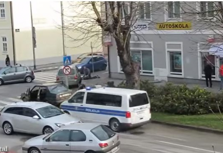 Полицаи закопчаха каналджии на хора в акция като на кино (ЗРЕЛИЩНО ВИДЕО)