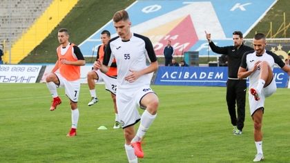 Козенца обяви официално Андреа Христов
