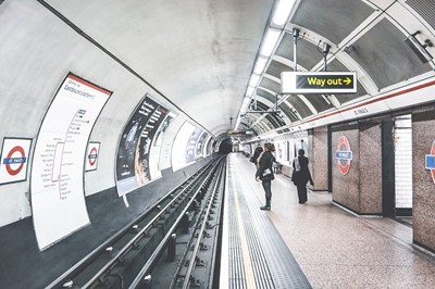 Стачки спират метрото и влакове за летищата в Лондон