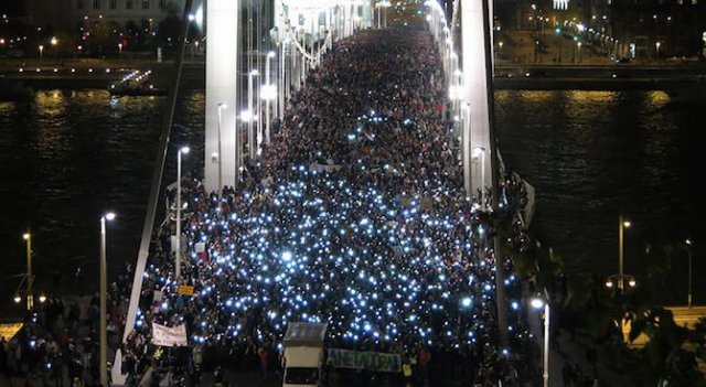 Унгарците протестират срещу образователната реформа