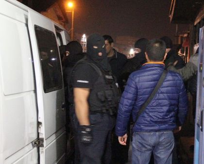 АКЦИЯ В МАХАЛАТА! Здрав тараш и голям удар на полицията в