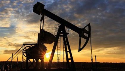 Поскъпване! Световните цени на нефта прехвърлиха тази сутрин психологиическата граница от $50 за барел