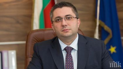 Депутатите гласуват оставката на Николай Нанков като народен представител