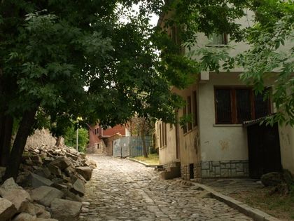 Умна бариера пропуска колите в Стария град